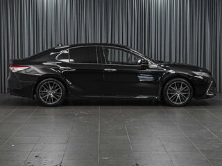 2020 Toyota Camry VIII (XV70), чёрный, 2999000 рублей, вид 5