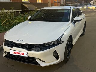2021 Kia K5 III, белый, 2850000 рублей, вид 2
