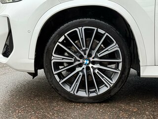 2024 BMW X1 Long 25Li xDrive III (U11/U12), белый, 4690000 рублей, вид 3