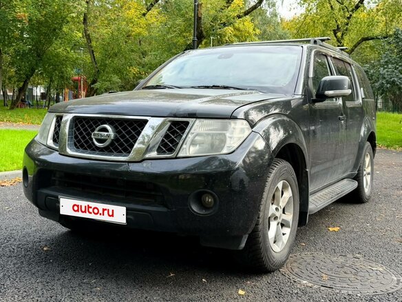 2011 Nissan Pathfinder III Рестайлинг, чёрный, 1220000 рублей - вид 2