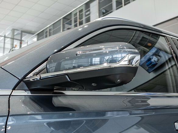 2026 Geely Monjaro I, серый, 4954990 рублей - вид 20