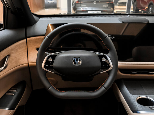 2025 Changan CS75 Plus IV, чёрный, 4249900 рублей - вид 15