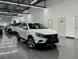 2018 Lada (ВАЗ) Vesta SW Cross I, белый, 970000 рублей, вид 5