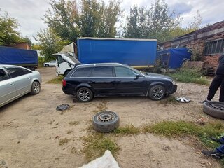 1998 Audi A6 II (C5), синий, 300000 рублей, вид 4