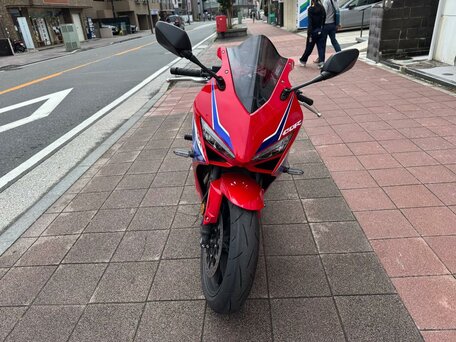 2024 Honda CBR 650R, красный, 1199000 рублей, вид 3