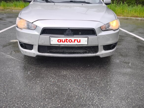 2012 Mitsubishi Lancer X Рестайлинг, серый, 750000 рублей - вид 2