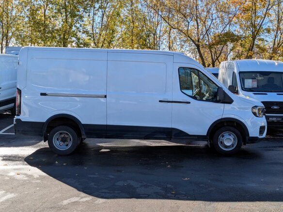 2024 Ford Transit, белый, 4445000 рублей - вид 3