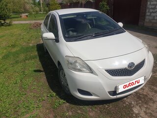 2010 Toyota Belta I, белый, 499900 рублей, вид 2