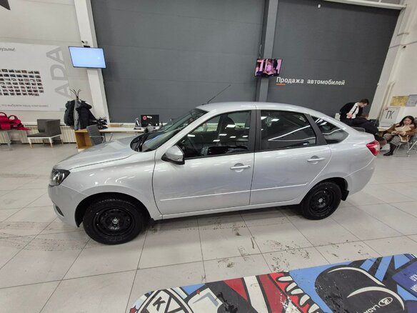 2026 Lada (ВАЗ) Granta I Рестайлинг, серебристый, 1151000 рублей - вид 12