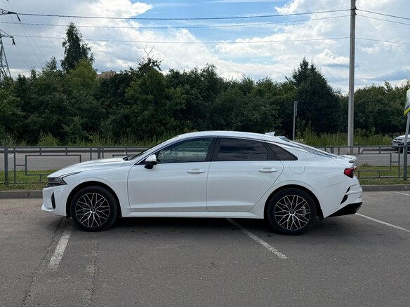 2021 Kia K5 III, белый - вид 5