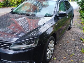 2013 Volkswagen Jetta VI, чёрный, 790000 рублей, вид 2