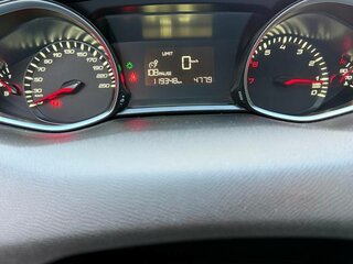 2014 Peugeot 308 II, коричневый, 880000 рублей, вид 5