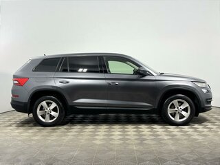 2018 Skoda Kodiaq I, серый, 1600000 рублей, вид 5