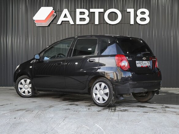 2008 Chevrolet Aveo I Рестайлинг, чёрный, 400000 рублей - вид 3