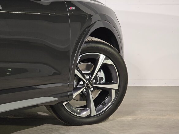 2026 Audi Q3 35 TFSI II (F3), серый - вид 15