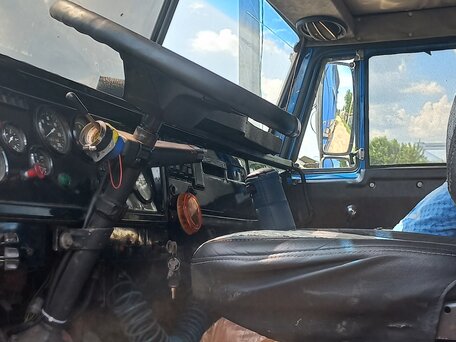 1990 КамАЗ 55102, синий, 950000 рублей, вид 4