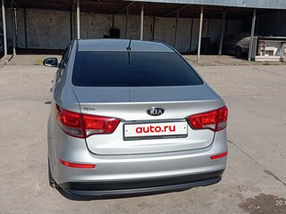 2016 Kia Rio III Рестайлинг, серый, 850000 рублей, вид 4