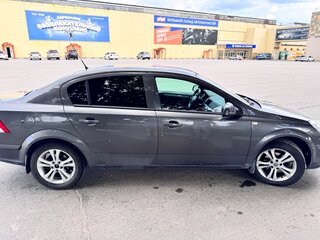 2011 Opel Astra H Рестайлинг, серый, 390000 рублей, вид 3