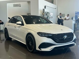 2024 Mercedes-Benz E-Класс 200 VI (W214, S214), белый, 6499000 рублей, вид 1