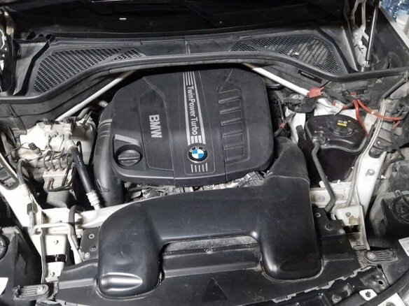 2014 BMW X5 30d III (F15), белый, 3100000 рублей - вид 18