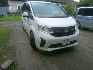 2015 Honda Stepwgn V, белый, 1550000 рублей, вид 2