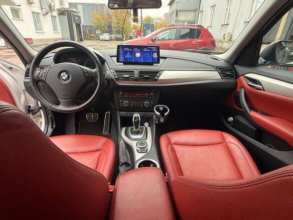 2014 BMW X1 20i I (E84) Рестайлинг, белый - вид 9