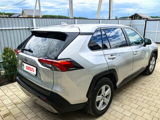 2020 Toyota RAV4 V (XA50), серый, 2850000 рублей, вид 3