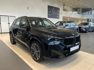 2026 BMW X1 Long 25Li xDrive III (U11/U12), чёрный, 6100000 рублей, вид 3