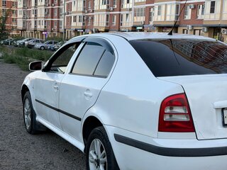 2008 Skoda Octavia I (A4) Рестайлинг, белый, 180000 рублей, вид 4