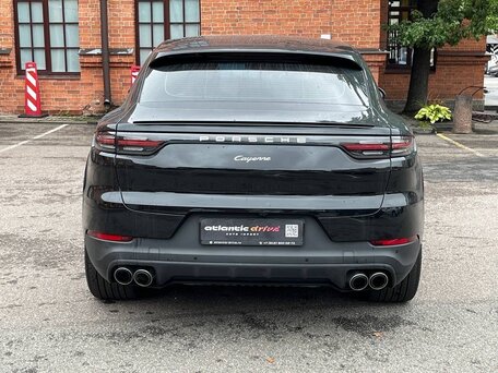 2023 Porsche Cayenne III, чёрный, 10530000 рублей, вид 5