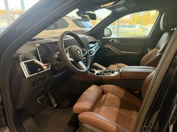2025 BMW X6 40i III (G06) Рестайлинг, чёрный, 14450000 рублей - вид 9