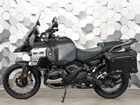 2025 BMW R 1300 GS Adventure, чёрный, 2899000 рублей, вид 4