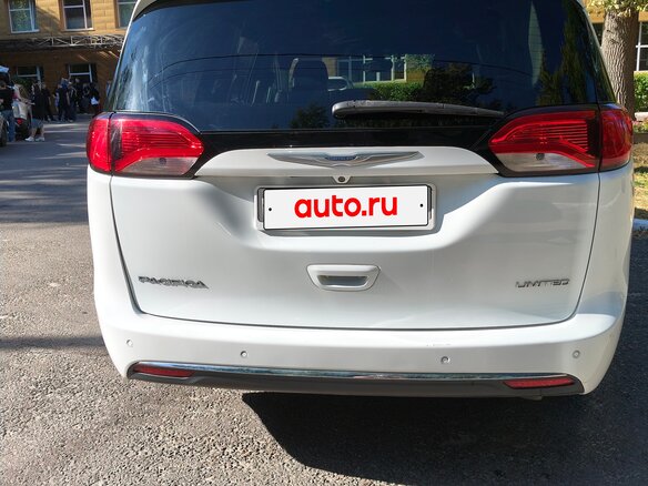 2017 Chrysler Pacifica RU, белый, 2590000 рублей - вид 6
