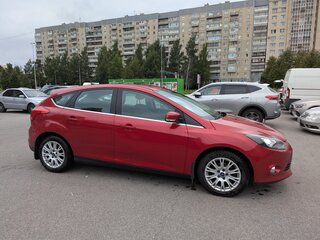 2014 Ford Focus III, пурпурный, 730000 рублей, вид 3