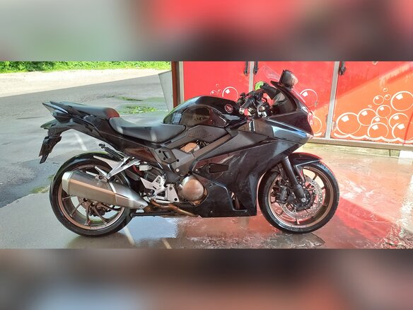 2017 Honda VFR 800, чёрный, 650000 рублей - вид 17
