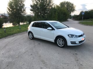2013 Volkswagen Golf VII, белый, 908000 рублей, вид 3