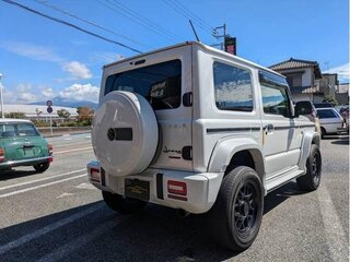 2023 Suzuki Jimny Sierra IV, белый, 1810000 рублей, вид 5