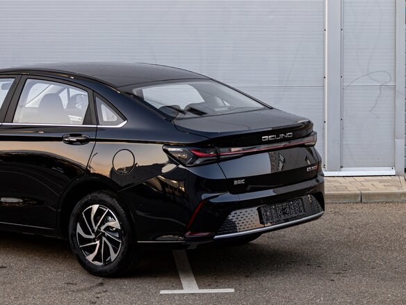 2025 BAIC U5 Plus, чёрный, 2448000 рублей - вид 9