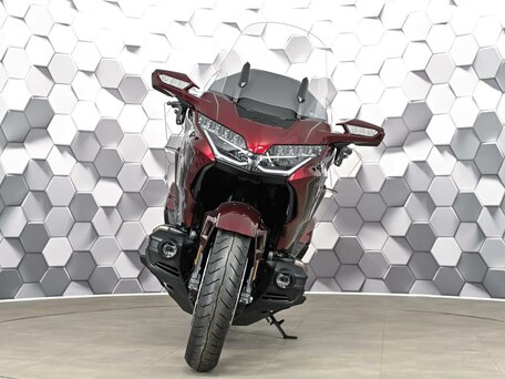 2025 Honda GL 1800 Gold Wing, красный, 3599000 рублей, вид 5