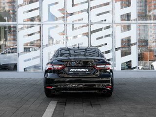 2019 Toyota Camry VIII (XV70), чёрный, 2340000 рублей, вид 4