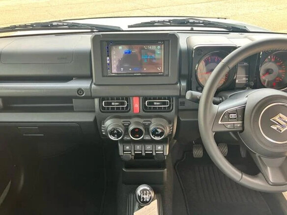 2022 Suzuki Jimny Kei car IV, серебристый, 1455400 рублей - вид 16