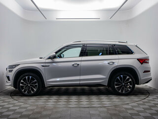 2023 Skoda Kodiaq I Рестайлинг, белый, 4154000 рублей, вид 2