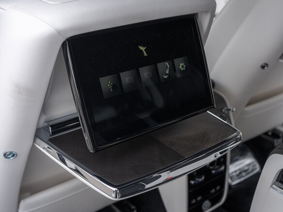 2026 Rolls-Royce Cullinan I Рестайлинг (Series II), чёрный, 63000000 рублей - вид 10