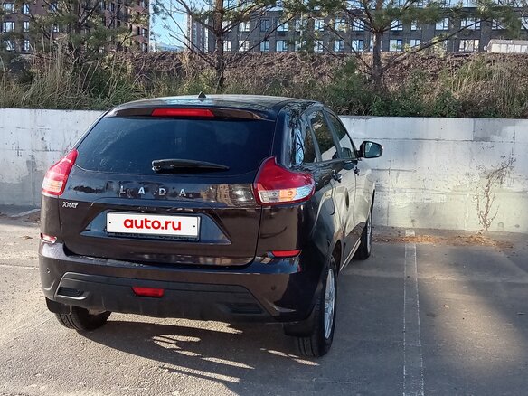 2017 Lada (ВАЗ) XRAY I, коричневый, 800000 рублей - вид 4