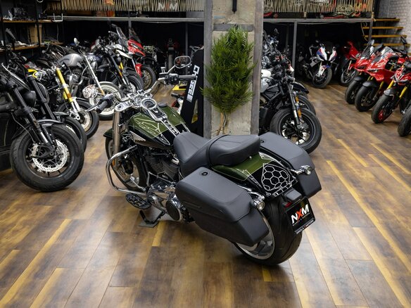 2026 Harley-Davidson Fat Boy, чёрный, 3290000 рублей - вид 12