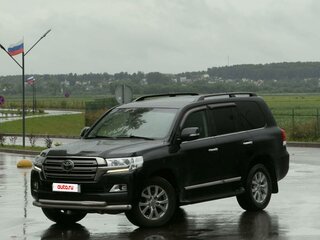 2018 Toyota Land Cruiser 200 Series Рестайлинг 2, чёрный, 6100000 рублей, вид 1