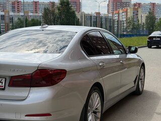 2017 BMW 5 серии 520d VII (G30/G31/G38), серебристый, 2600000 рублей, вид 4