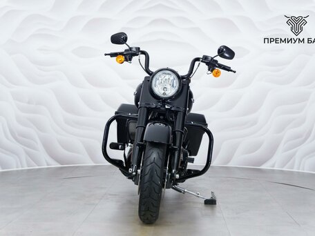 2017 Harley-Davidson Road King Special, чёрный, 1777000 рублей, вид 4