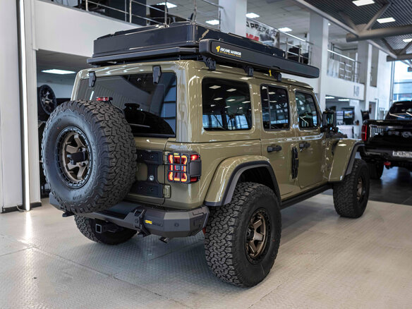 2026 Jeep Wrangler IV (JL) Рестайлинг, зелёный, 10779525 рублей - вид 5