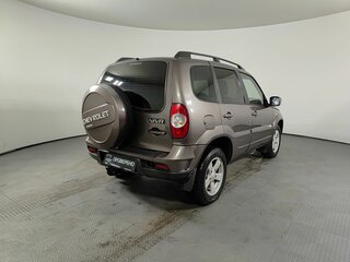 2014 Chevrolet Niva I Рестайлинг, коричневый, 456000 рублей, вид 5